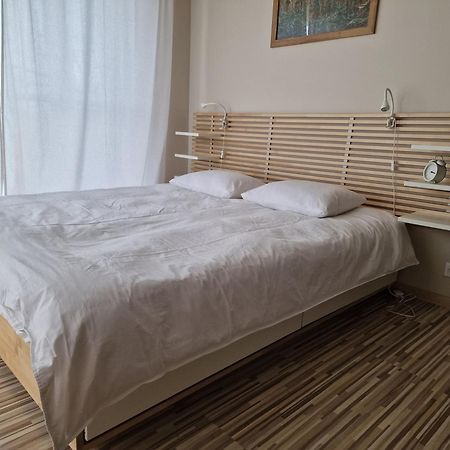 Apartgolf Sobienie Krolewskie Sobienie Szlacheckie Экстерьер фото