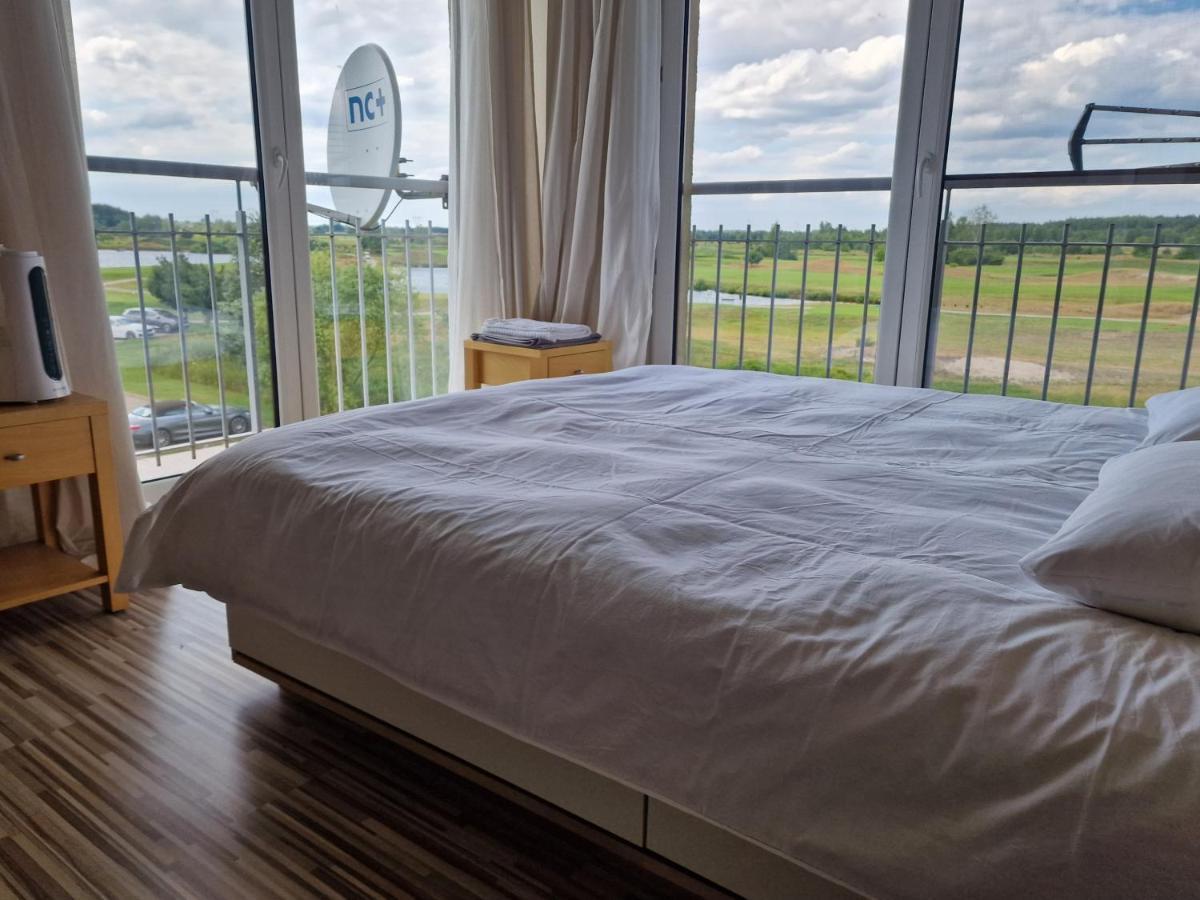 Apartgolf Sobienie Krolewskie Sobienie Szlacheckie Экстерьер фото