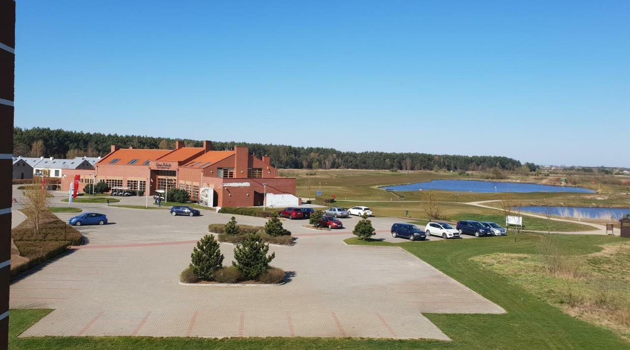Apartgolf Sobienie Krolewskie Sobienie Szlacheckie Экстерьер фото