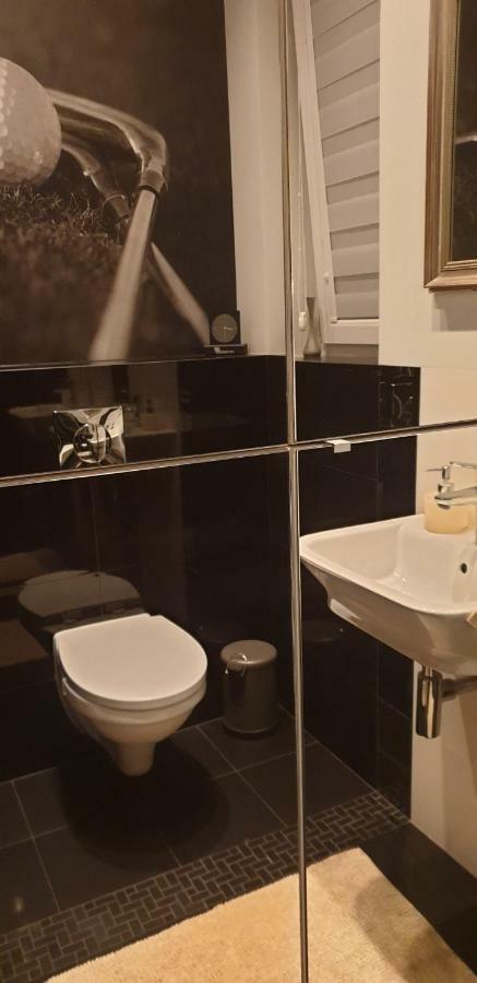 Apartgolf Sobienie Krolewskie Sobienie Szlacheckie Экстерьер фото