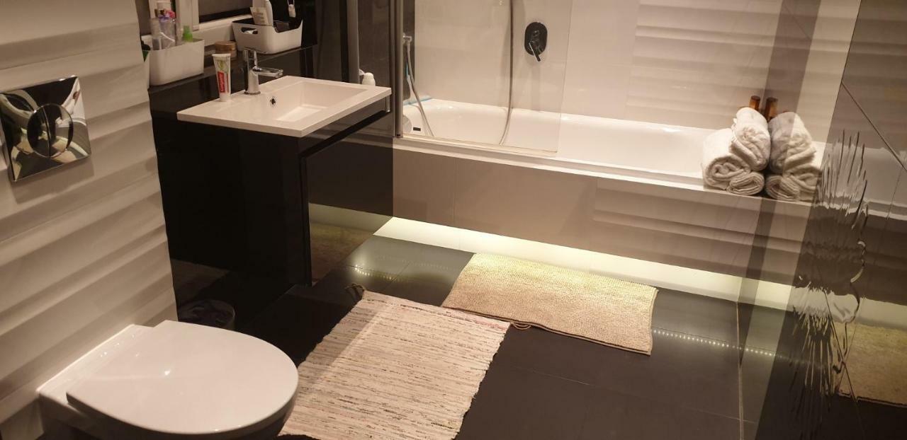 Apartgolf Sobienie Krolewskie Sobienie Szlacheckie Экстерьер фото