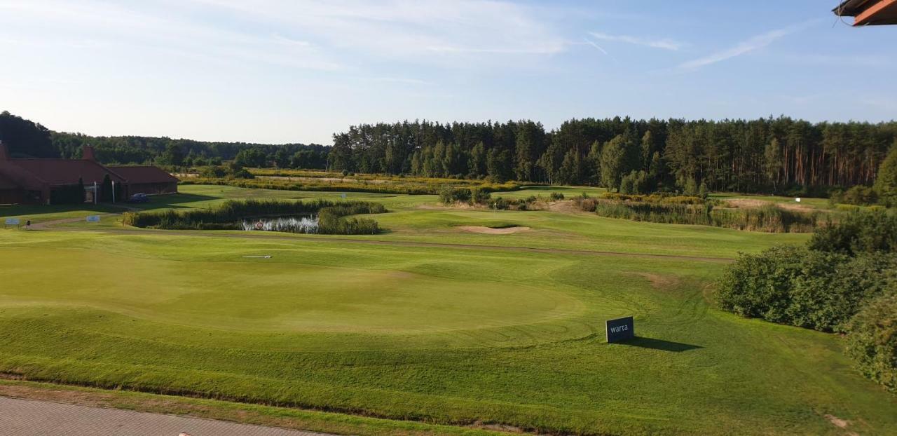 Apartgolf Sobienie Krolewskie Sobienie Szlacheckie Экстерьер фото